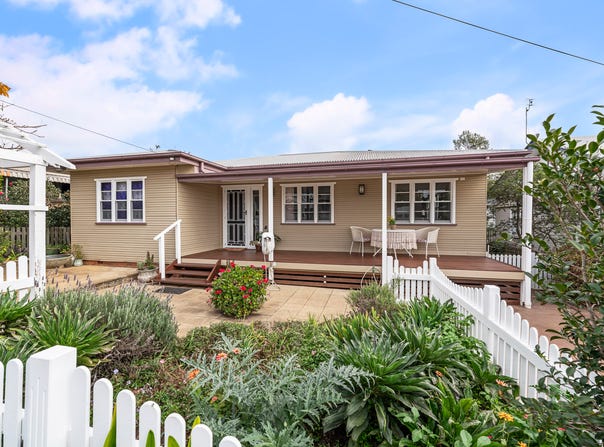 5 Monash Street, Newtown, Qld 4350