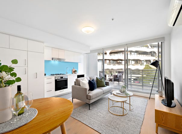 402/2 Willis Lane, Hampton, Vic 3188