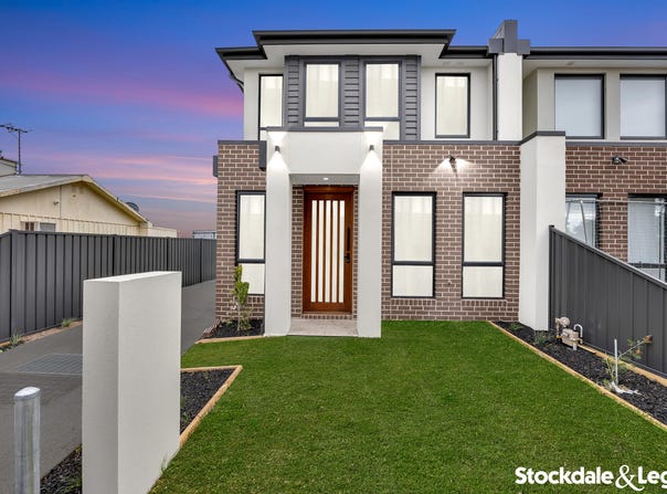 2/28 Wackett Street, Laverton, Vic 3028