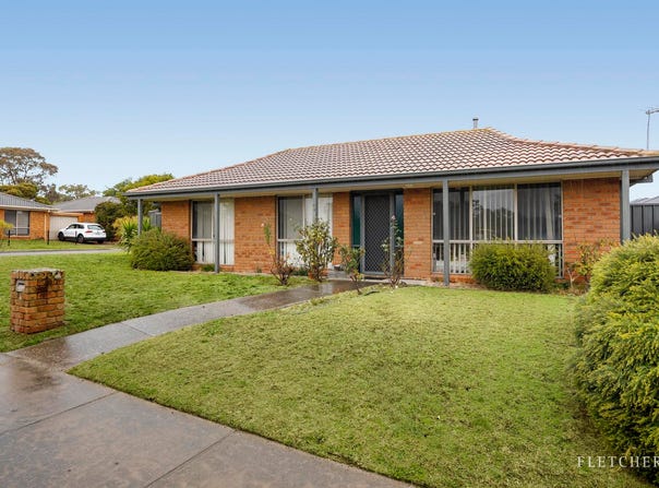 1/54 Elizabeth Street, Cranbourne North, Vic 3977
