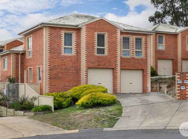 1/10 Manna Gum Heights, Mount Pleasant, Vic 3350