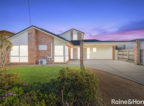 86 Kurunjang Drive, Kurunjang, Vic 3337