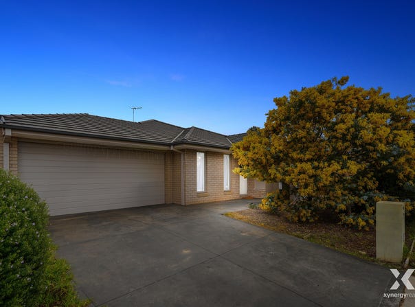 18 Hilda Drive, Brookfield, Vic 3338