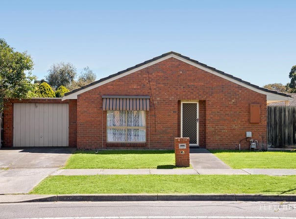 2/12 Endeavour Drive, Cranbourne North, Vic 3977