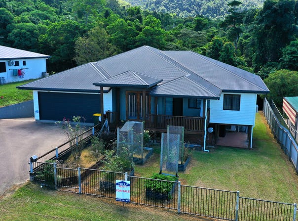 37 Pease St, Tully, Qld 4854