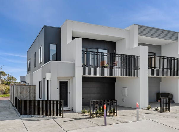 1 Beverly Way, Armstrong Creek, Vic 3217