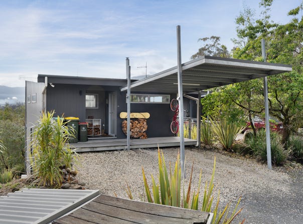 24/84 Bogong High Plains Road, Mount Beauty, Vic 3699