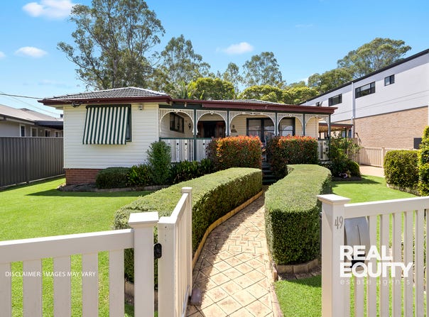 49 Brallos Avenue, Holsworthy, NSW 2173