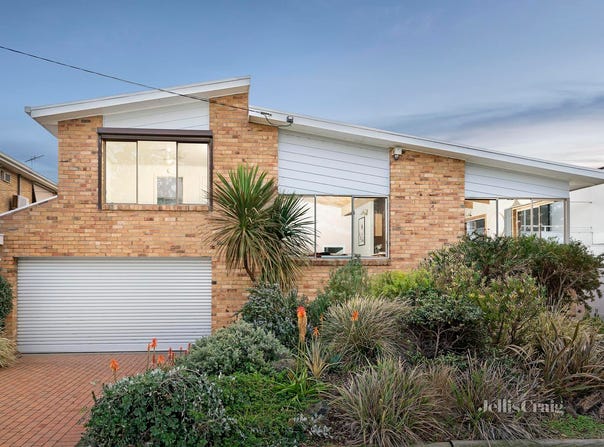 35 Esplanade, Seaholme, Vic 3018