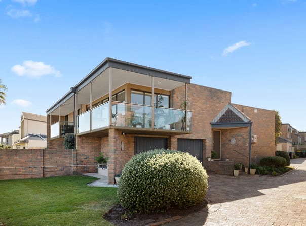 3/128-130 Beach Road, Parkdale, Vic 3195