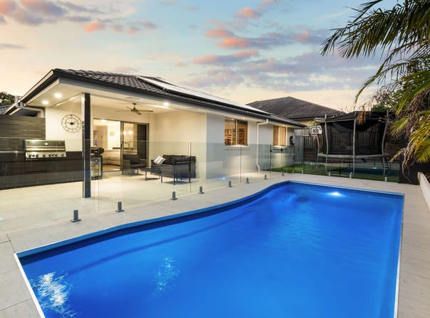 13 HALL COURT, Bellbird Park, Qld 4300