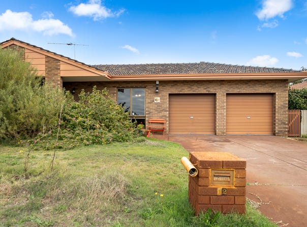 12 Wyton Place, Gosnells, WA 6110