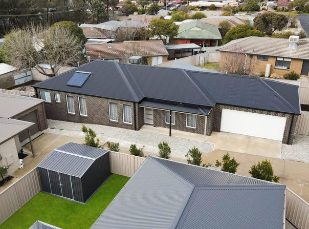 3/28B Balmoral Drive, Golden Square, Vic 3555