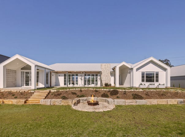 6 Timothy Place, Benobble, Qld 4275