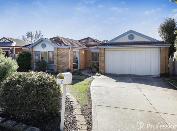 30 Pinnacle Crescent, Brookfield, Vic 3338