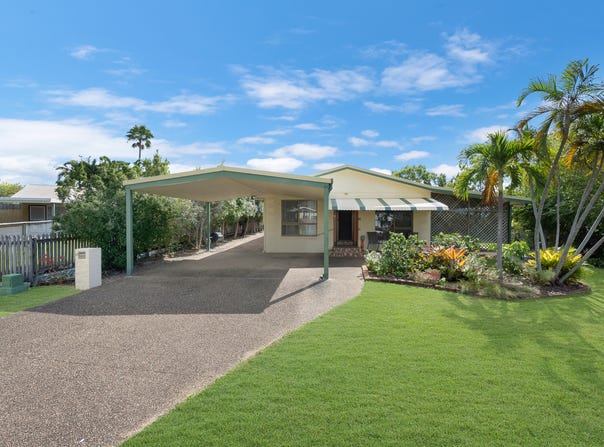 17 Hilltop Drive, Mount Louisa, Qld 4814