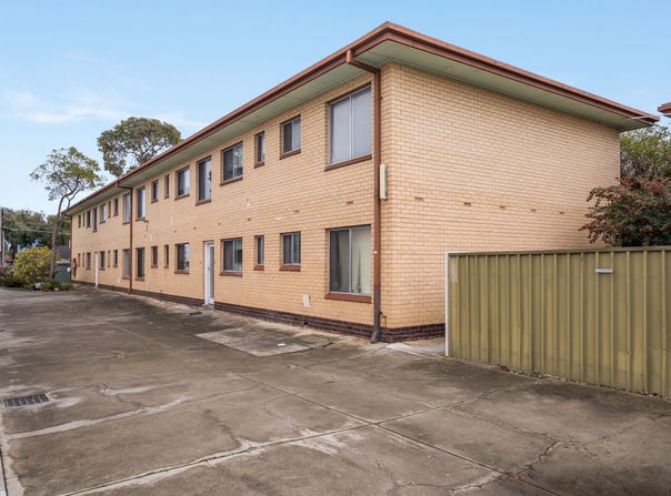 13/8 Montrose Avenue, Seaton, SA 5023