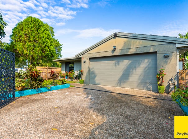 11 Goodfellow Court, Mooroobool, Qld 4870