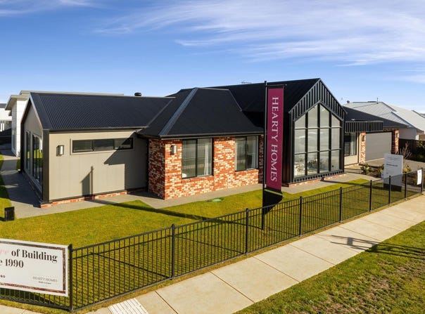 10 Blomeley Drive, Lucas, Vic 3350