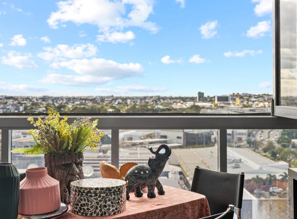2092/16 Hamilton Place, Bowen Hills, Qld 4006