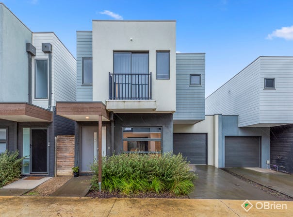 9 Tanino Road, Cranbourne West, Vic 3977