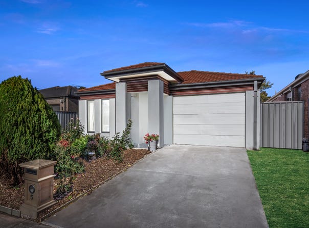 5 Jonah Parade, Deer Park, Vic 3023
