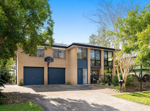 32 Rinora Street, Corinda, Qld 4075