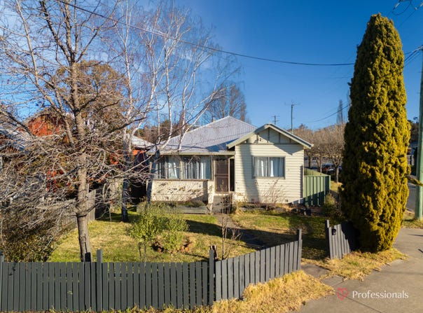 194 Mann Street, Armidale, NSW 2350
