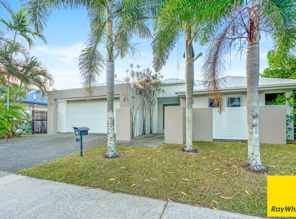 2 Oakville Parade, Trinity Park, Qld 4879