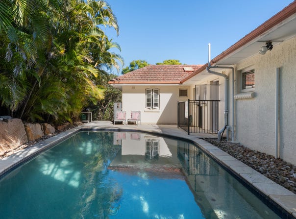 32 Harding Street, Ashgrove, Qld 4060