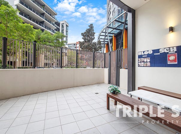 106/2 Waterways Street, Wentworth Point, NSW 2127