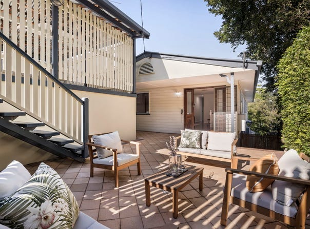 64 Marmion Parade, Taringa, Qld 4068