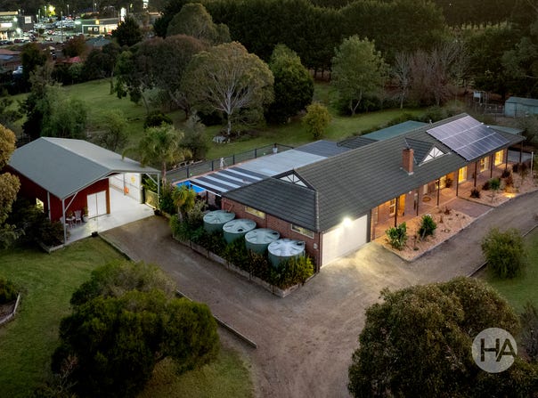 12 Raymond Street, Somerville, Vic 3912
