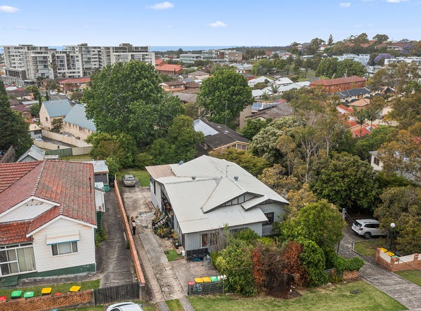 13 Staff Street, Wollongong, NSW 2500
