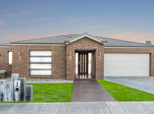65 Village Green Drive, Leopold, Vic 3224