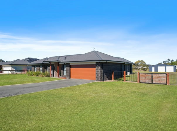 109 Elena Court, Elimbah, Qld 4516