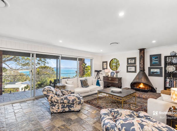 4 Joleen Crescent, Shoal Bay, NSW 2315