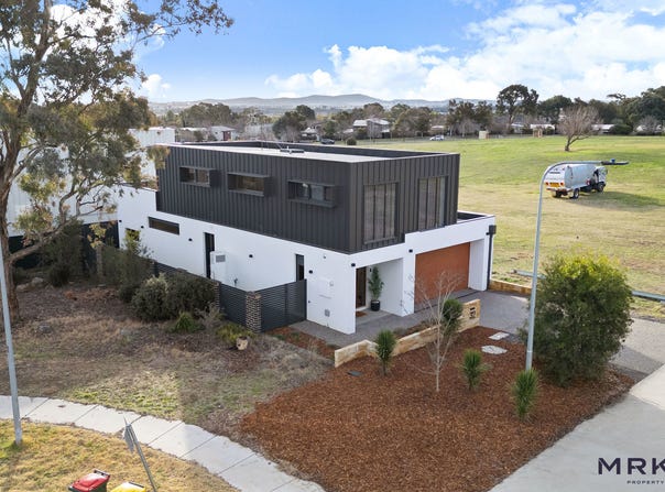 32 Phippard Court, Watson, ACT 2602