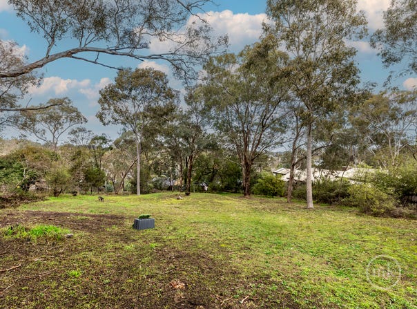 10 Livingstone Road, Eltham, Vic 3095