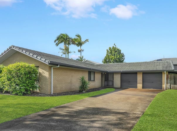 72 Balyarta Crescent, Mooloolaba, Qld 4557
