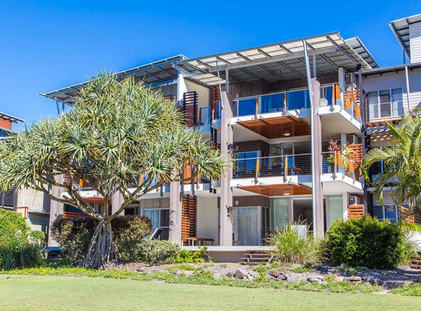74/80 North Shore Road, Twin Waters, Qld 4564