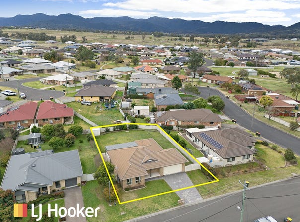 11 Wagonia Drive, Kootingal, NSW 2352
