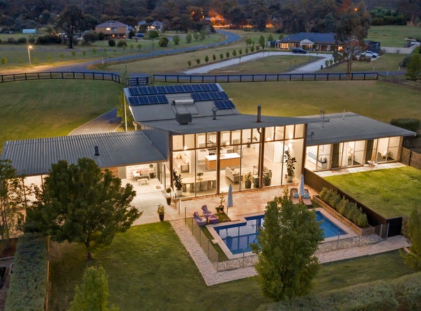 2 Dino Court, Junortoun, Vic 3551