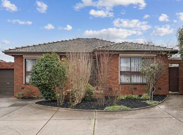 4/8 Hobbs Crescent, Reservoir, Vic 3073