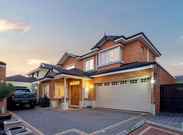 5/427 Riverton Drive East, Shelley, WA 6148