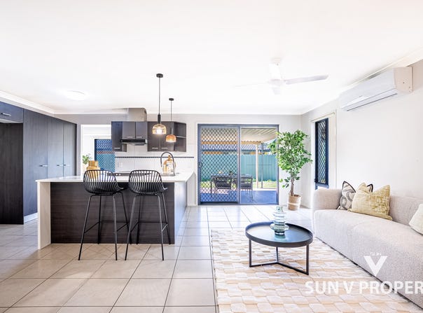 12 Yengo Street, Parkinson, Qld 4115