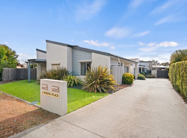 1/8 Dyring Place, Chisholm, ACT 2905