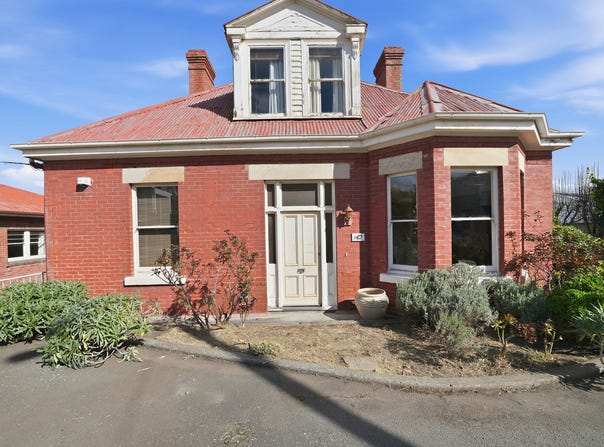 142 New Town Road, New Town, Tas 7008