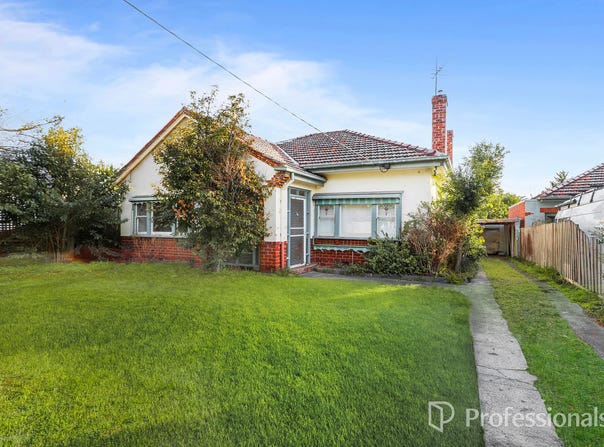 11 Wattle Grove, McKinnon, Vic 3204