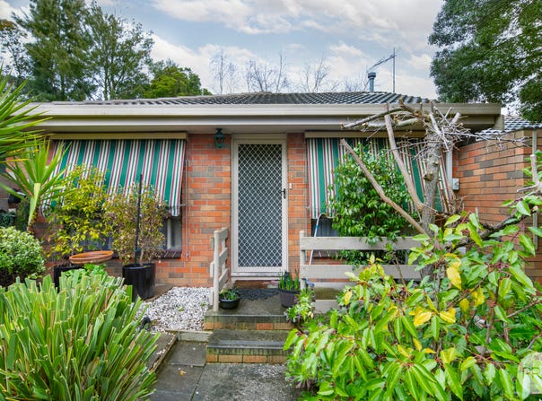 6/10 Simpson Street, Black Hill, Vic 3350